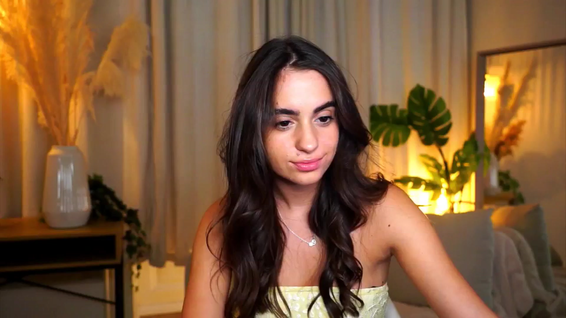 Gallery image thumbnail from milkyway_'s myfreecams stream on, 09/15/2025, 15:57 image 8 of 20
