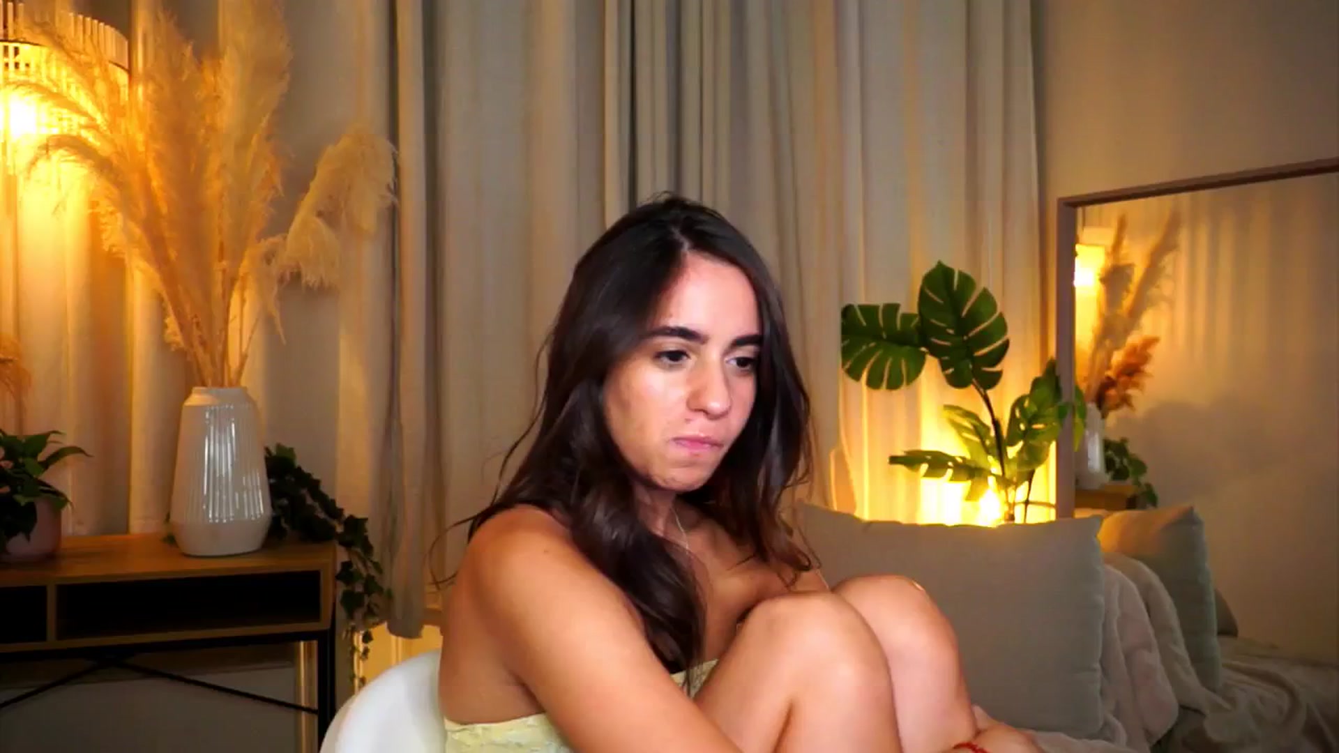 Gallery image thumbnail from milkyway_'s myfreecams stream on, 09/15/2025, 16:37 image 6 of 20