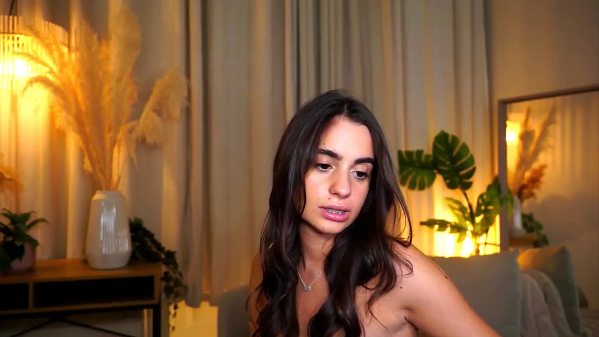 Gallery image thumbnail from milkyway_'s myfreecams stream on, 09/15/2025, 19:02 image 15 of 20
