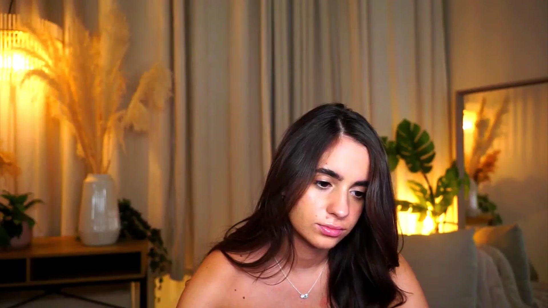 Gallery image thumbnail from milkyway_'s myfreecams stream on, 09/15/2025, 19:02 image 10 of 20