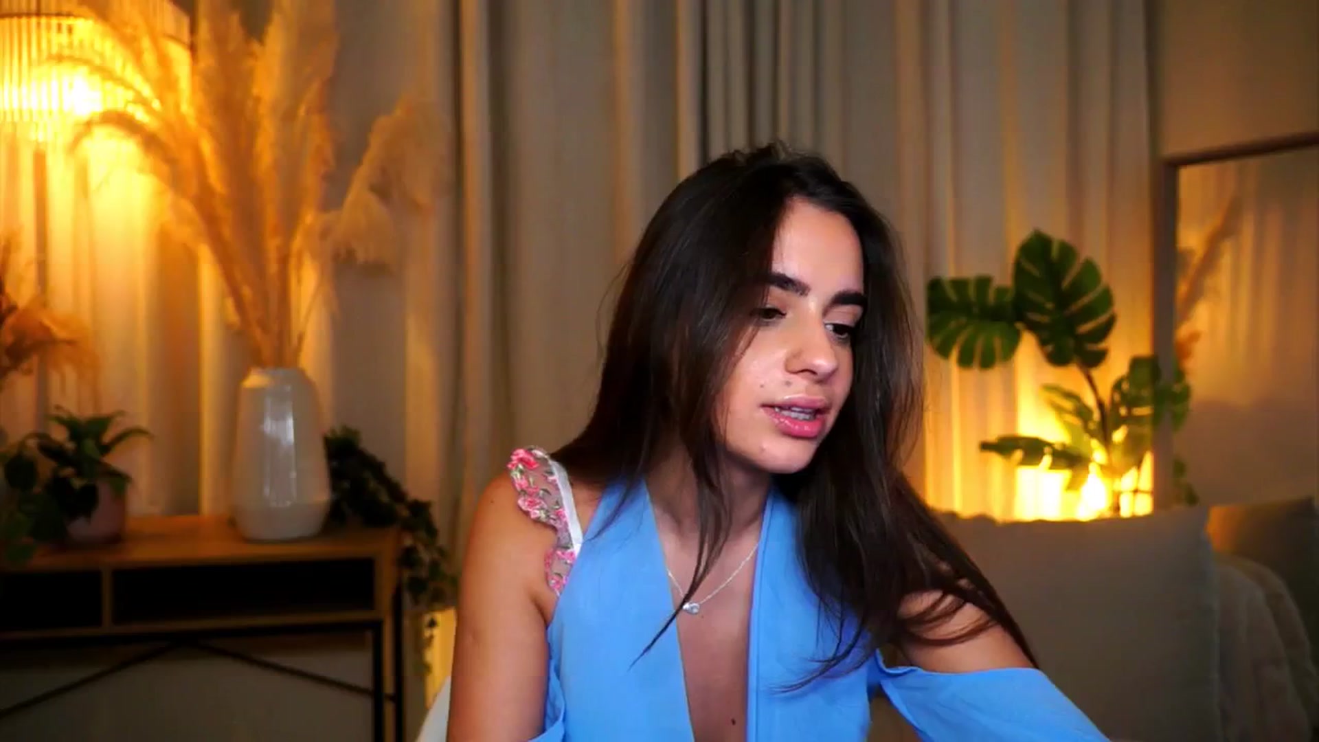 Gallery image thumbnail from milkyway_'s myfreecams stream on, 09/17/2025, 18:12 image 16 of 20