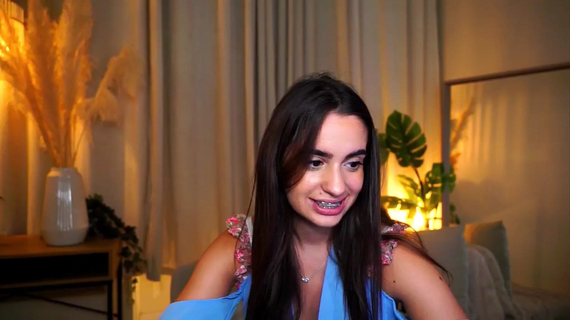 Gallery image thumbnail from milkyway_'s myfreecams stream on, 09/17/2025, 18:12 image 5 of 20