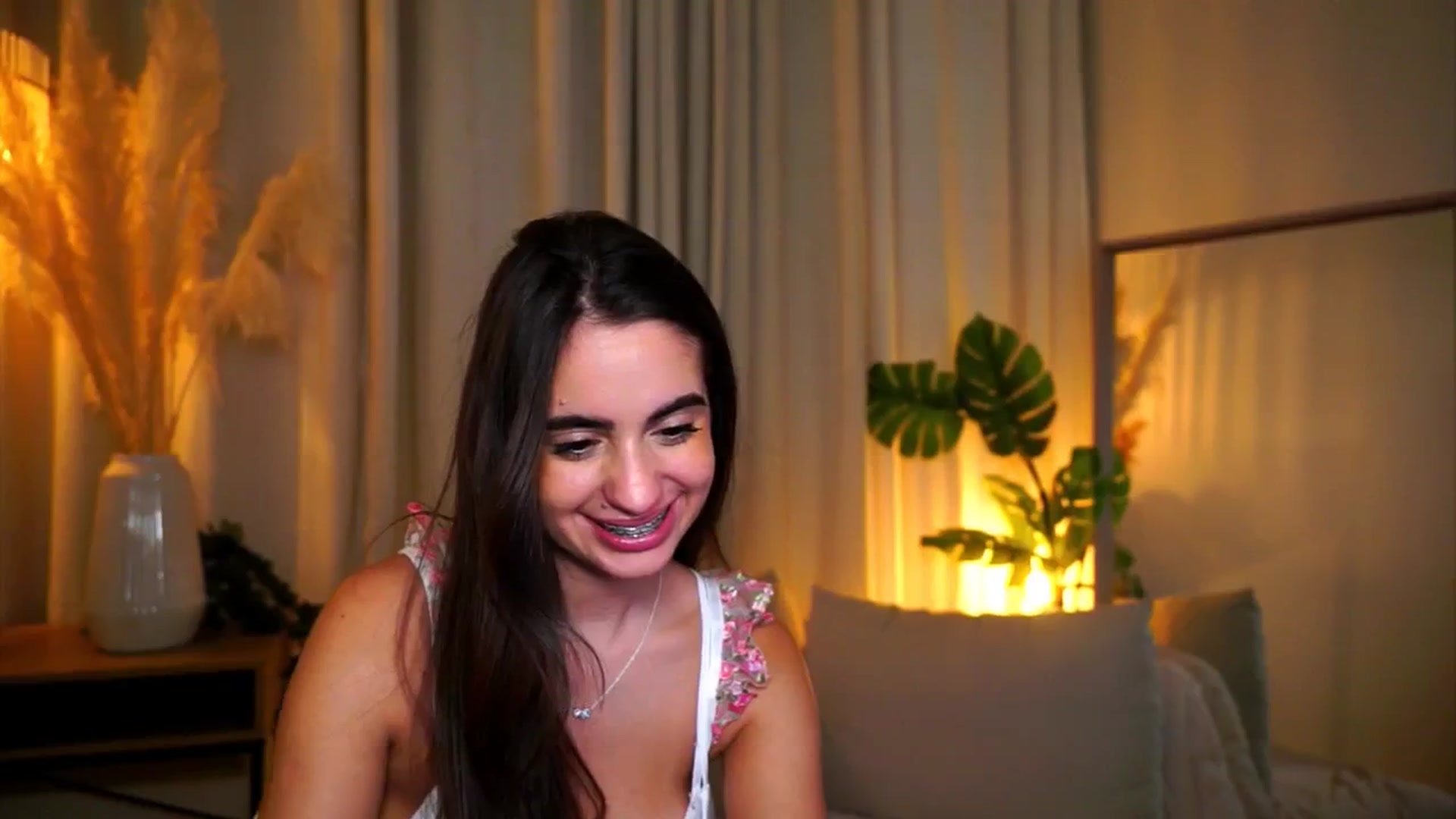 Gallery image thumbnail from milkyway_'s myfreecams stream on, 09/17/2025, 20:35 image 10 of 20