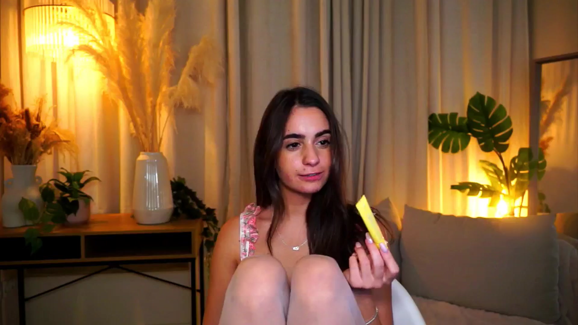 Gallery image thumbnail from milkyway_'s myfreecams stream on, 09/17/2025, 20:35 image 15 of 20