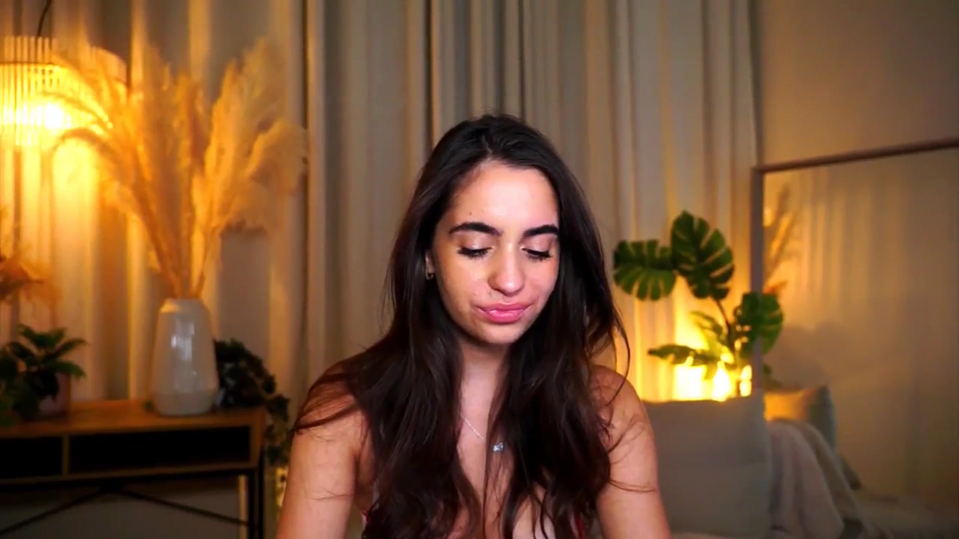 Gallery image thumbnail from milkyway_'s myfreecams stream on, 09/20/2025, 18:12 image 14 of 20