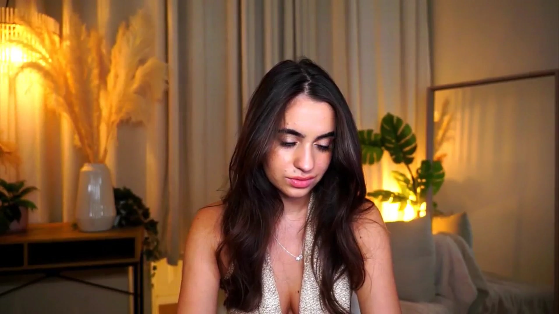 Gallery image thumbnail from milkyway_'s myfreecams stream on, 09/20/2025, 18:12 image 10 of 20