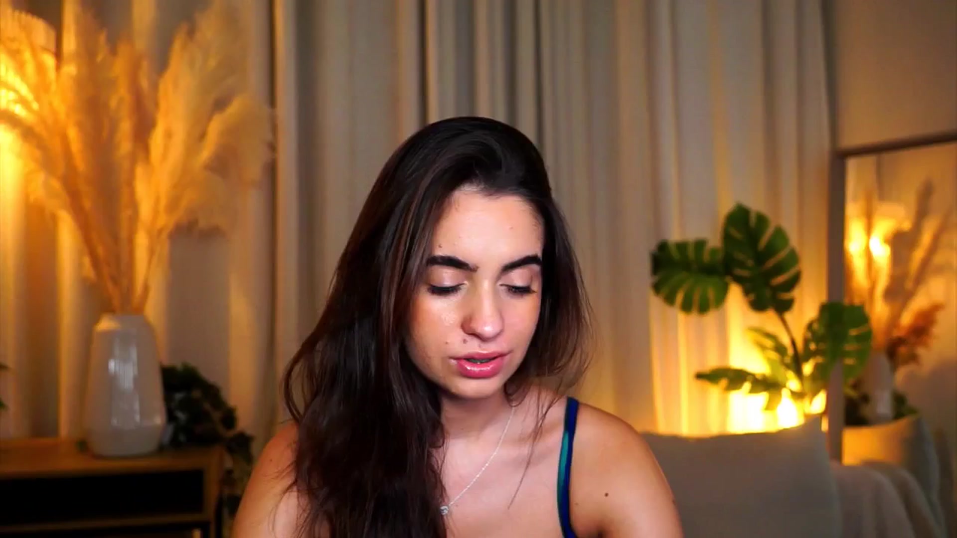 Gallery image thumbnail from milkyway_'s myfreecams stream on, 09/21/2025, 17:11 image 9 of 20
