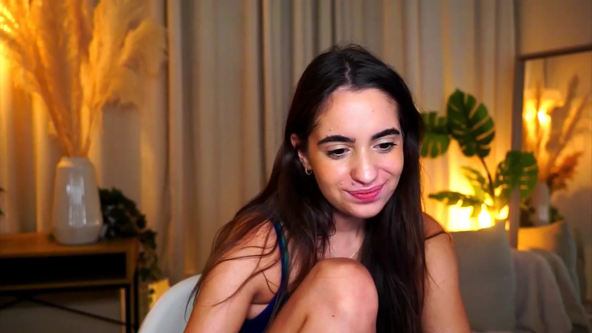 Gallery image thumbnail from milkyway_'s myfreecams stream on, 09/21/2025, 17:11 image 5 of 20