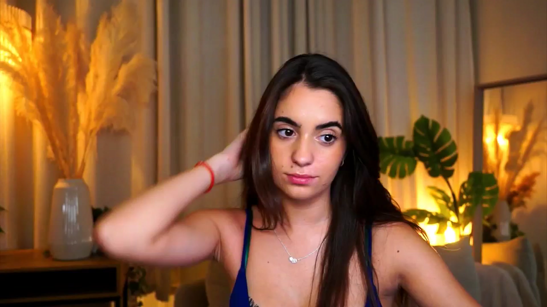 Gallery image thumbnail from milkyway_'s myfreecams stream on, 09/21/2025, 17:11 image 11 of 20