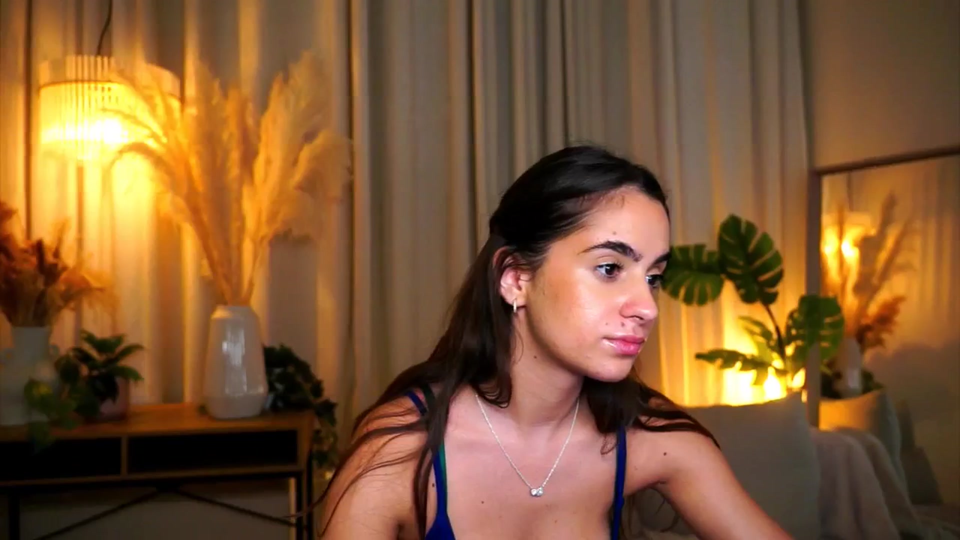 Gallery image thumbnail from milkyway_'s myfreecams stream on, 09/21/2025, 19:06 image 15 of 20