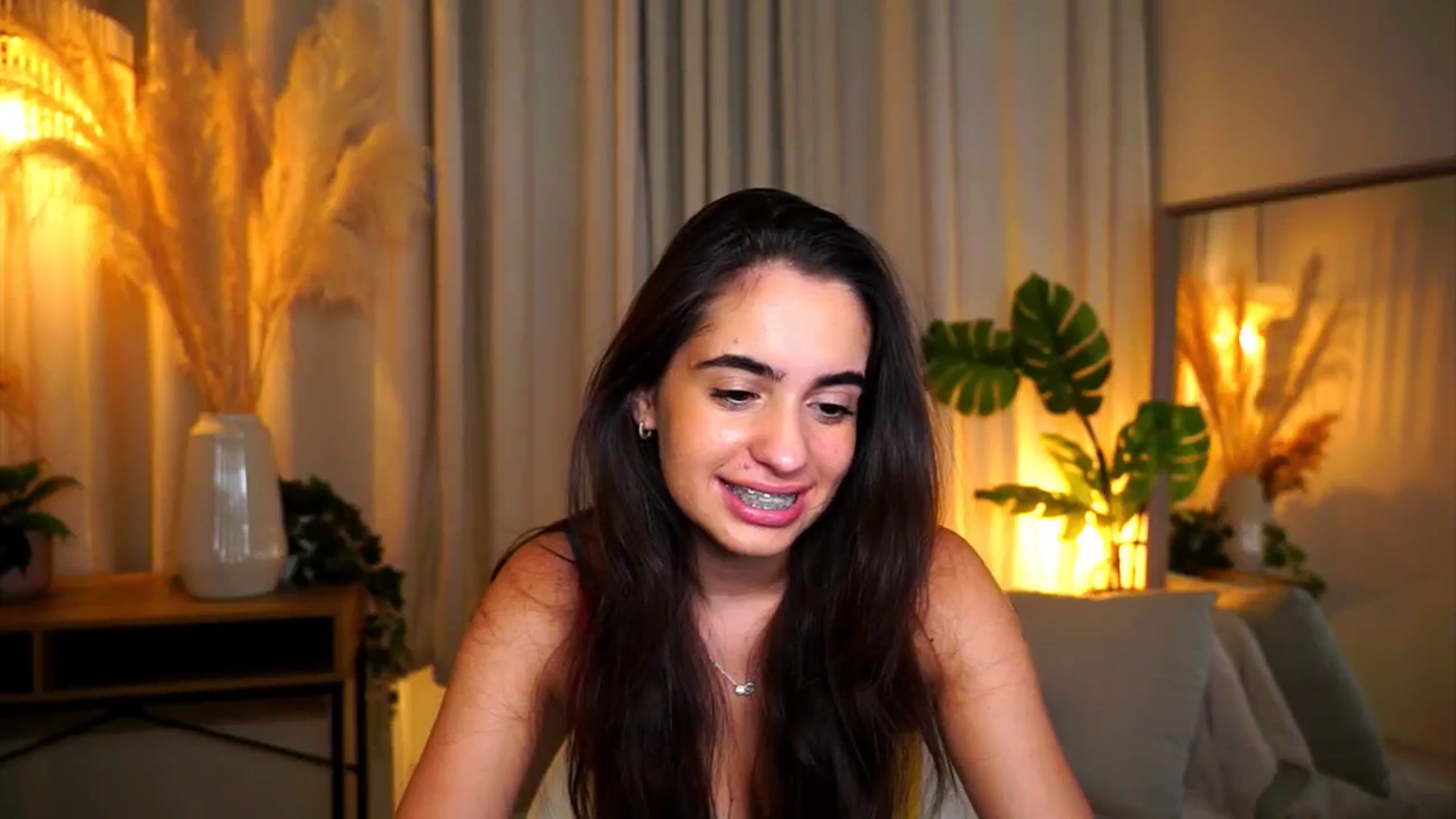 Gallery image thumbnail from milkyway_'s myfreecams stream on, 09/22/2025, 16:48 image 8 of 20
