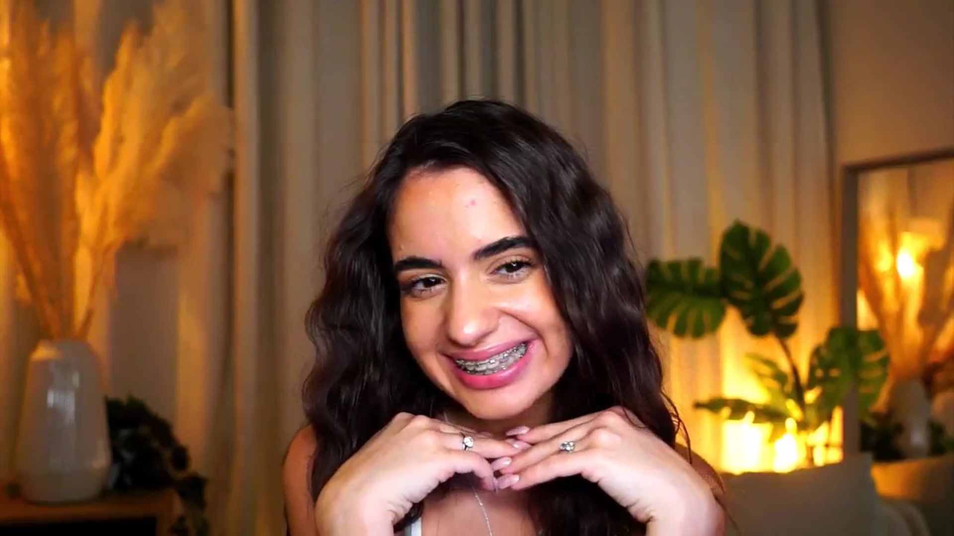Gallery image thumbnail from milkyway_'s myfreecams stream on, 09/24/2025, 18:10 image 12 of 20