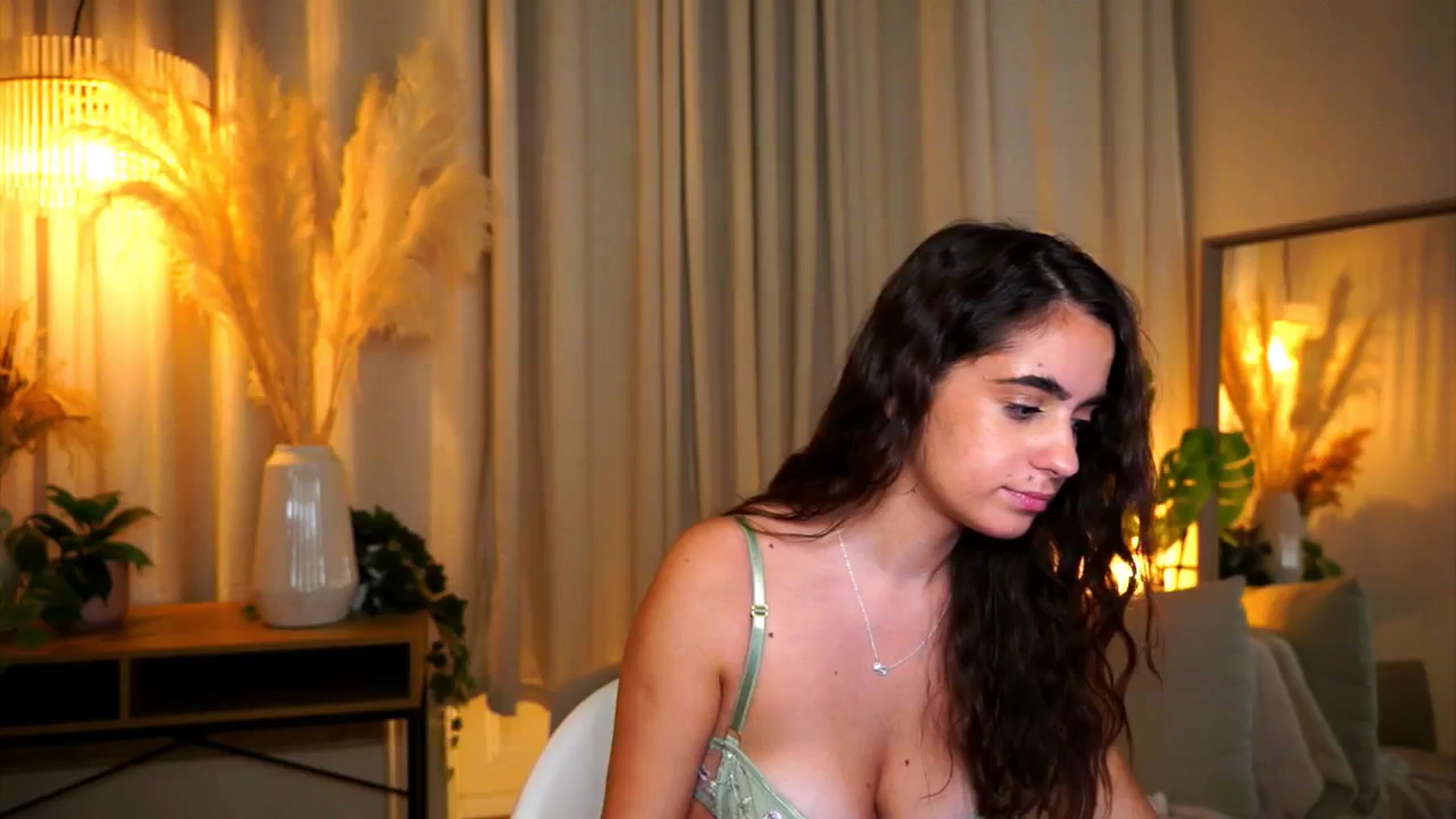 Gallery image thumbnail from milkyway_'s myfreecams stream on, 09/24/2025, 21:21 image 13 of 20