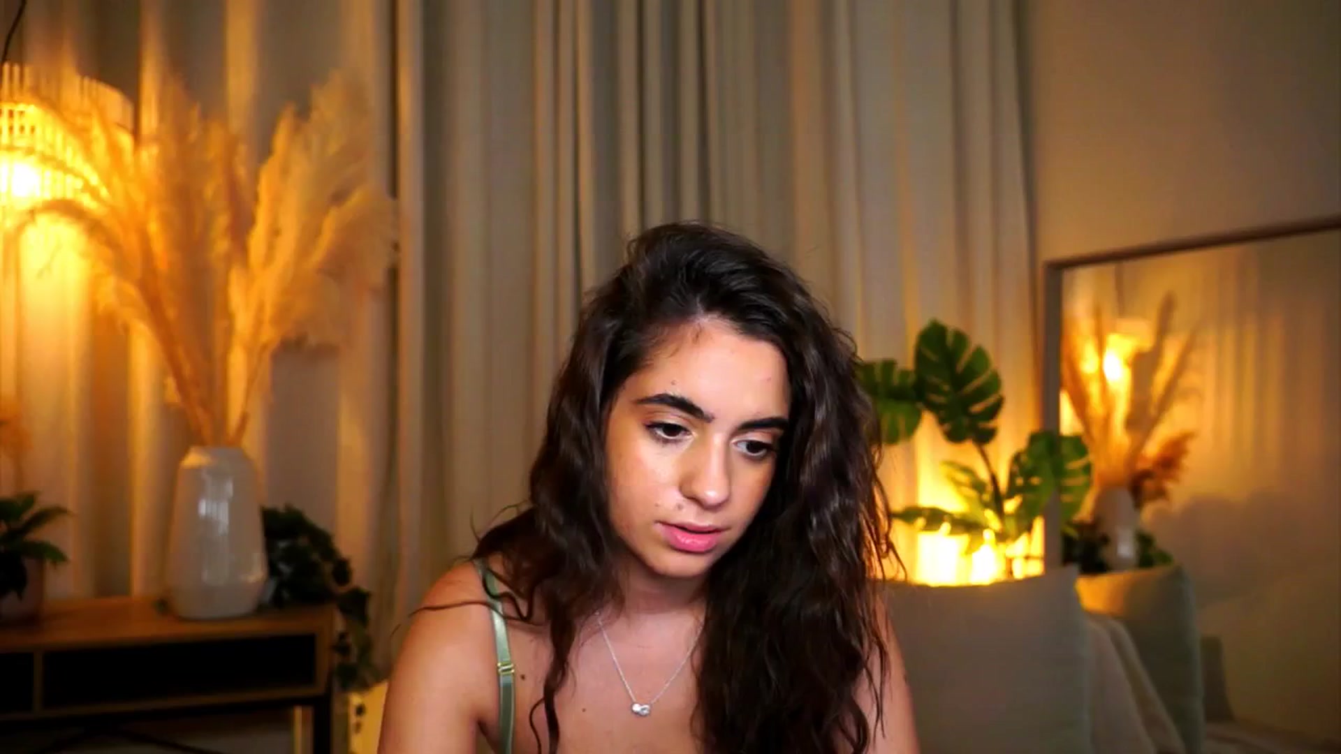 Gallery image thumbnail from milkyway_'s myfreecams stream on, 09/24/2025, 21:21 image 1 of 20