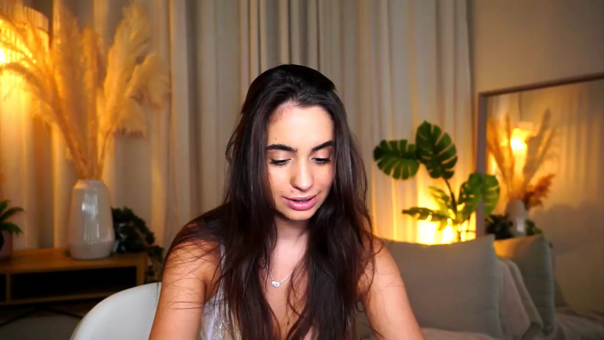 Gallery image thumbnail from milkyway_'s myfreecams stream on, 09/26/2025, 19:01 image 12 of 20