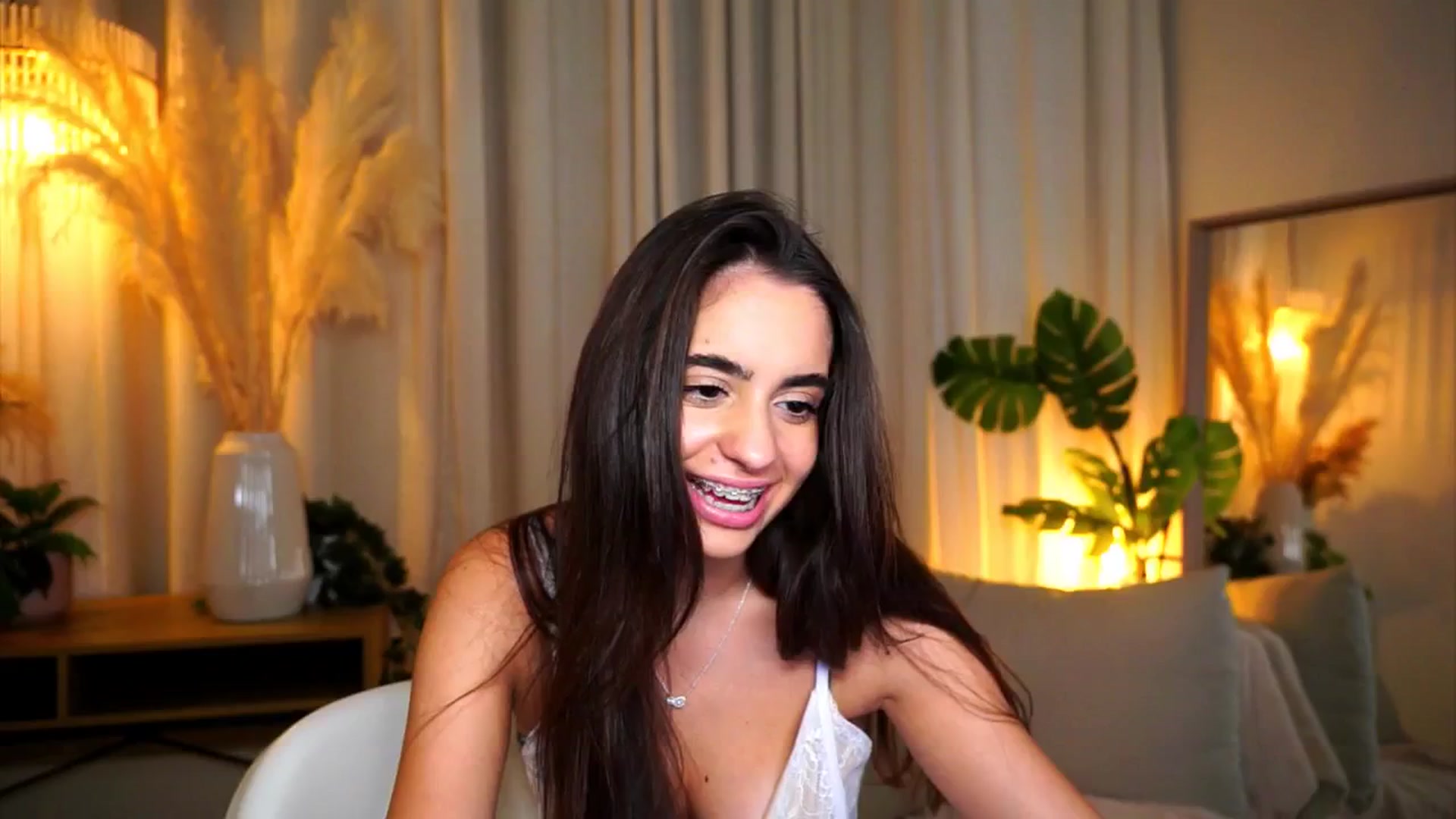 Gallery image thumbnail from milkyway_'s myfreecams stream on, 09/26/2025, 19:01 image 14 of 20