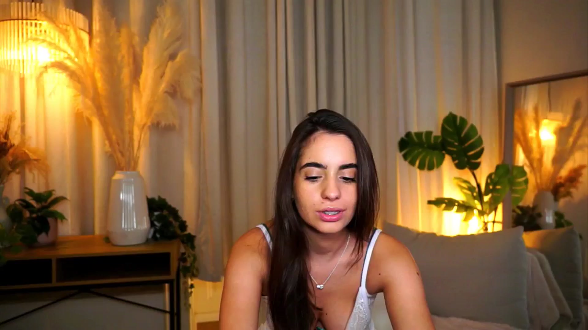 Gallery image thumbnail from milkyway_'s myfreecams stream on, 09/26/2025, 19:01 image 8 of 20