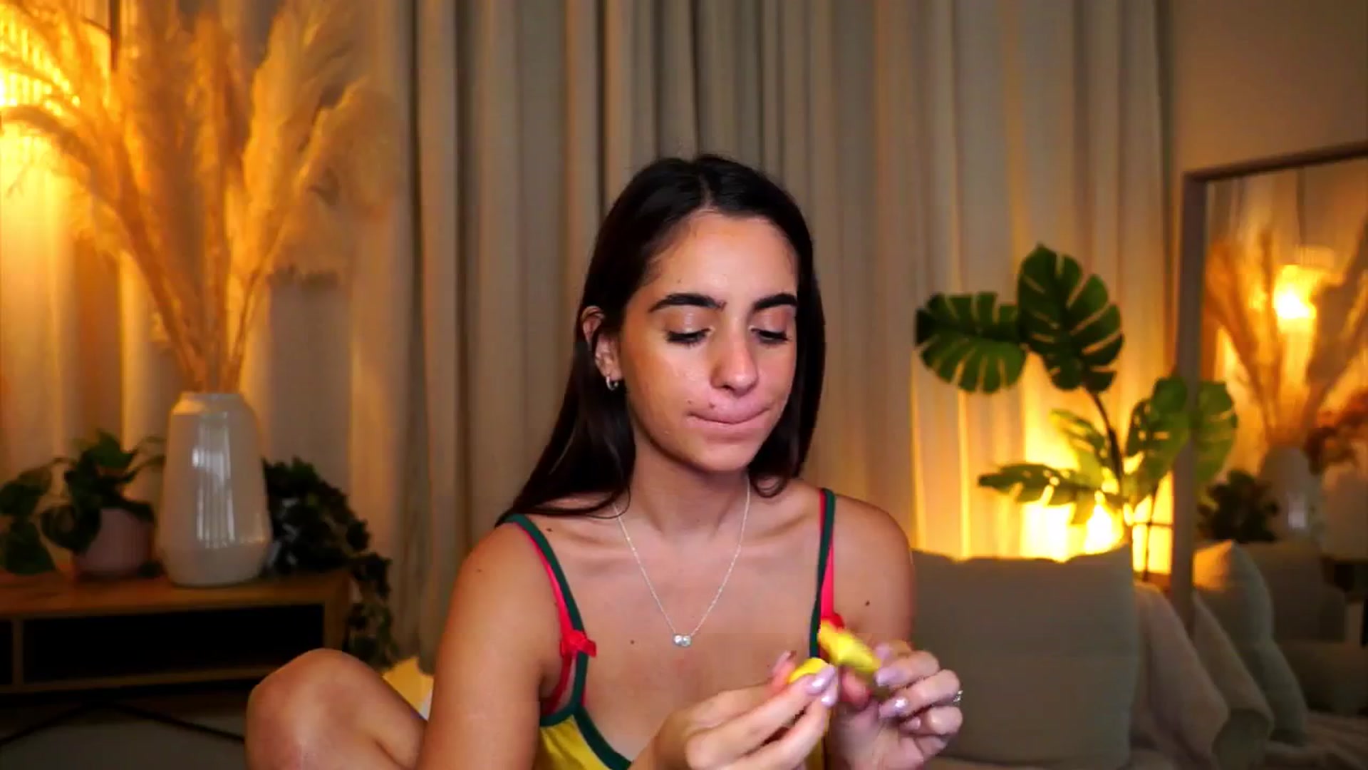Gallery image thumbnail from milkyway_'s myfreecams stream on, 09/27/2025, 17:26 image 18 of 20