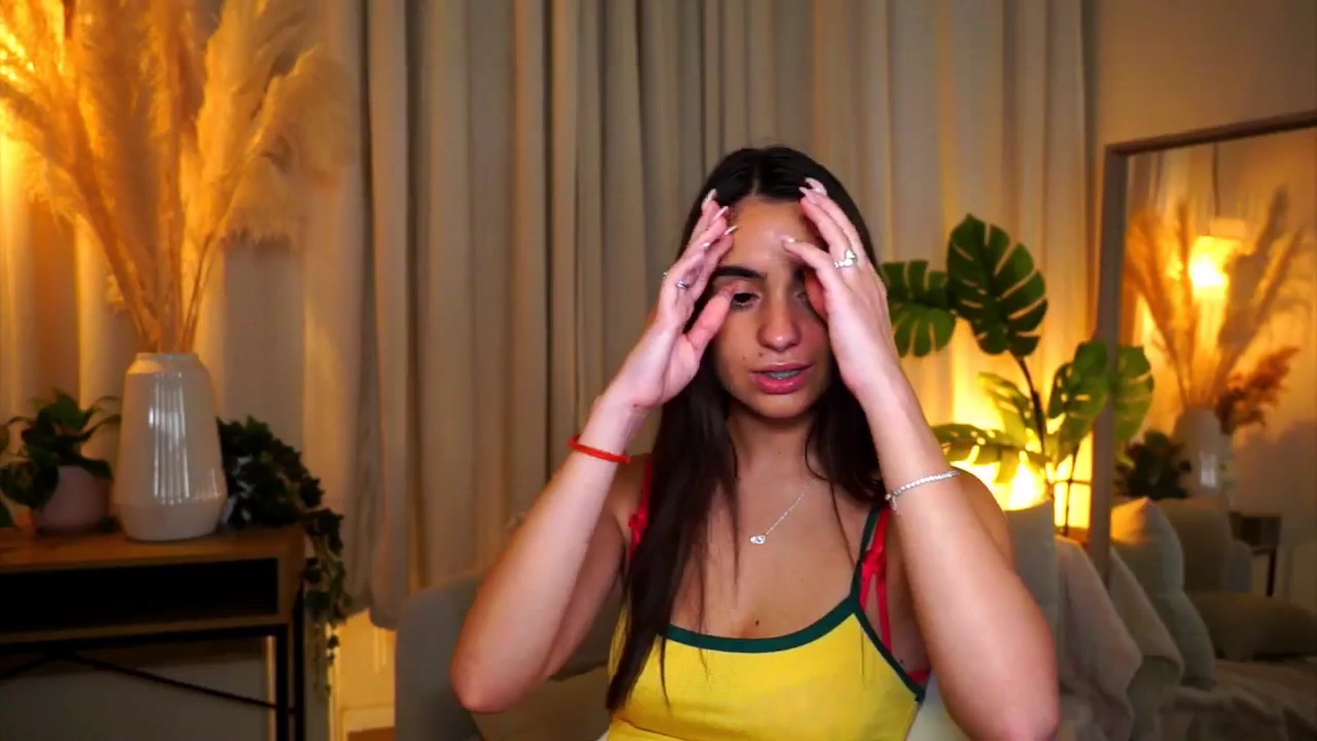 Gallery image thumbnail from milkyway_'s myfreecams stream on, 09/27/2025, 17:26 image 13 of 20