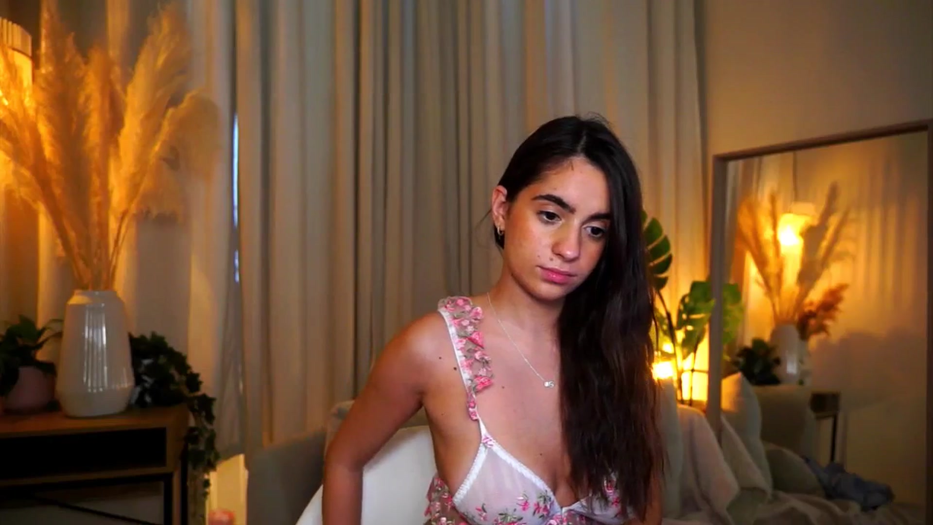Gallery image thumbnail from milkyway_'s myfreecams stream on, 09/29/2025, 15:37 image 17 of 20