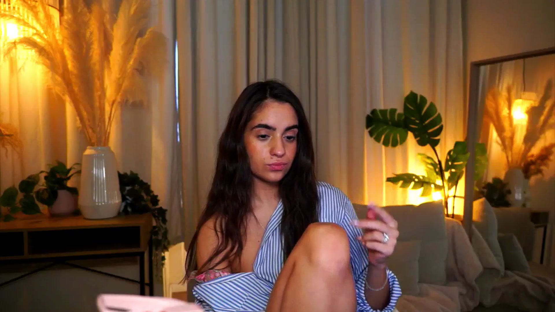 Gallery image thumbnail from milkyway_'s myfreecams stream on, 09/29/2025, 15:37 image 5 of 20