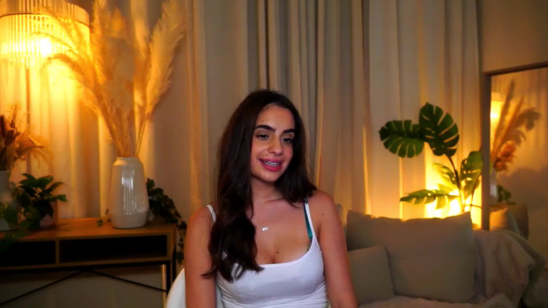 Gallery image thumbnail from milkyway_'s myfreecams stream on, 10/06/2025, 18:24 image 13 of 20