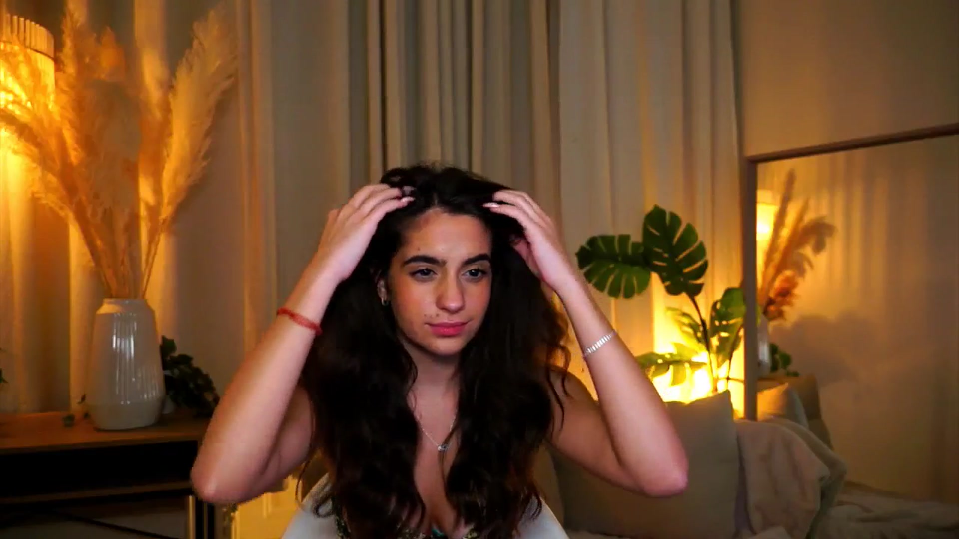 Gallery image thumbnail from milkyway_'s myfreecams stream on, 10/06/2025, 20:48 image 4 of 20