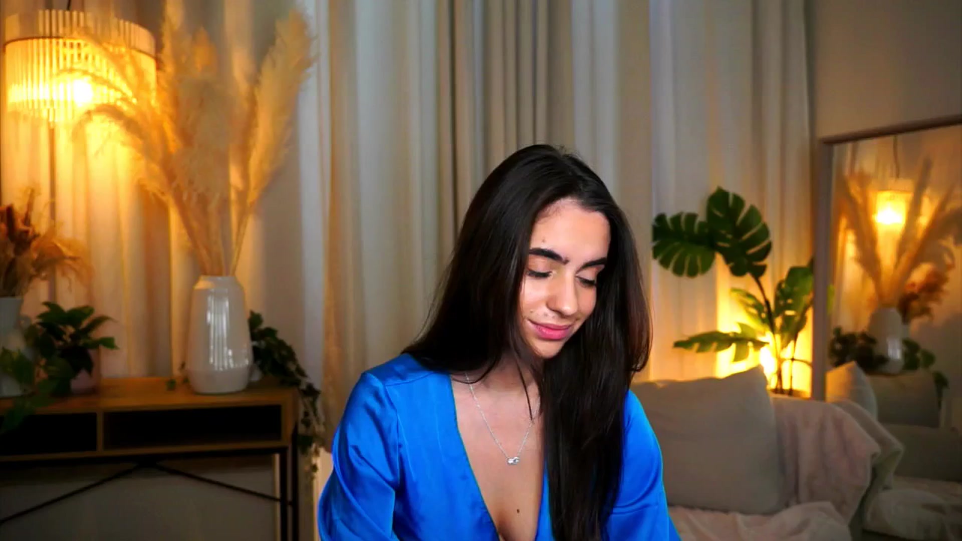 Gallery image thumbnail from milkyway_'s myfreecams stream on, 10/08/2025, 11:54 image 2 of 20