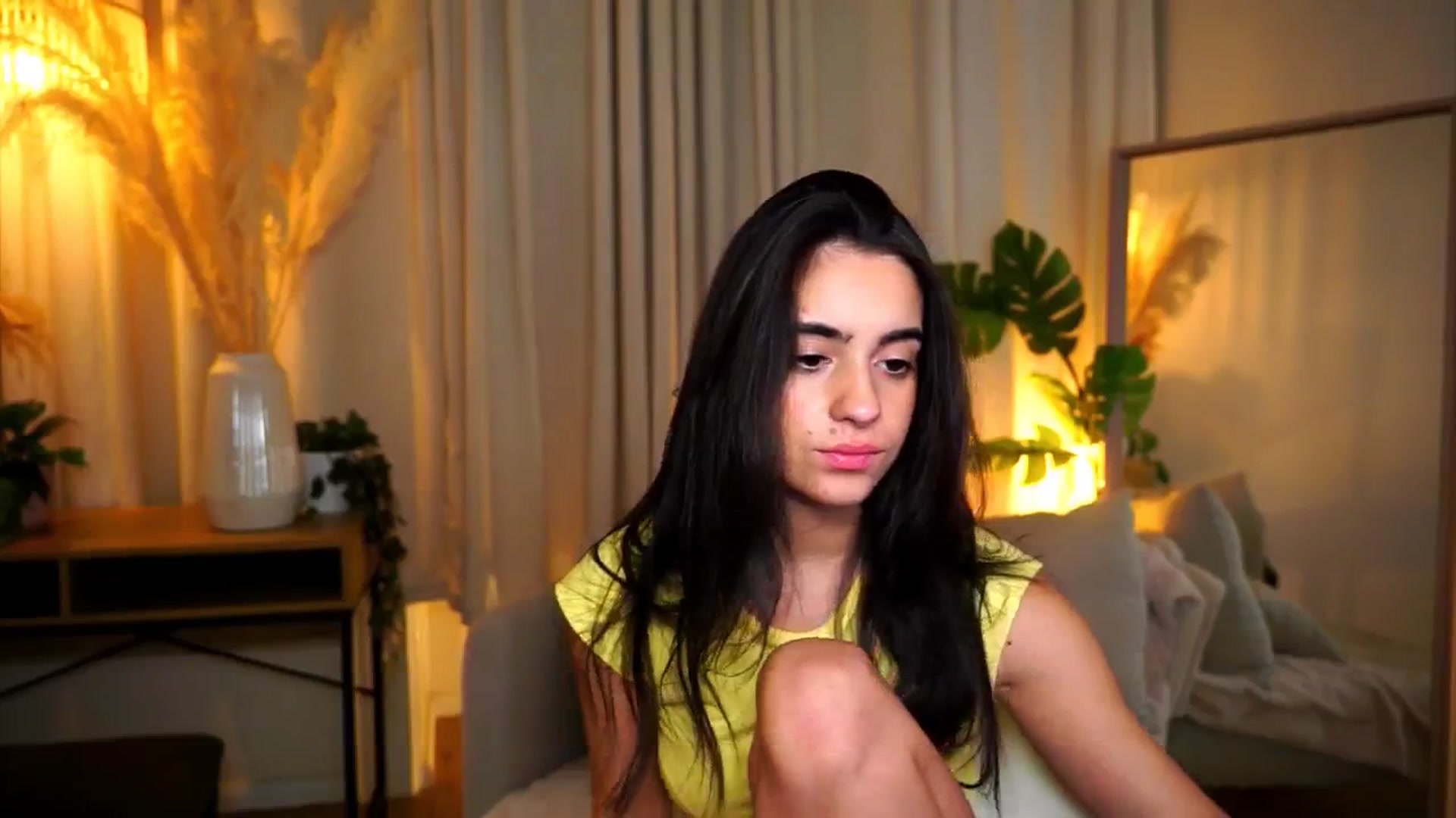 Gallery image thumbnail from milkyway_'s myfreecams stream on, 10/13/2025, 18:25 image 8 of 20