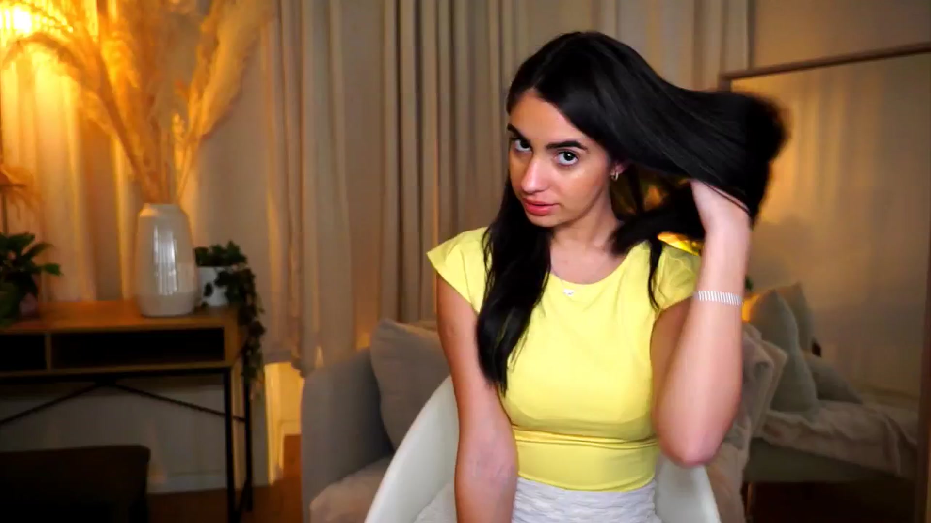 Gallery image thumbnail from milkyway_'s myfreecams stream on, 10/13/2025, 21:17 image 1 of 20