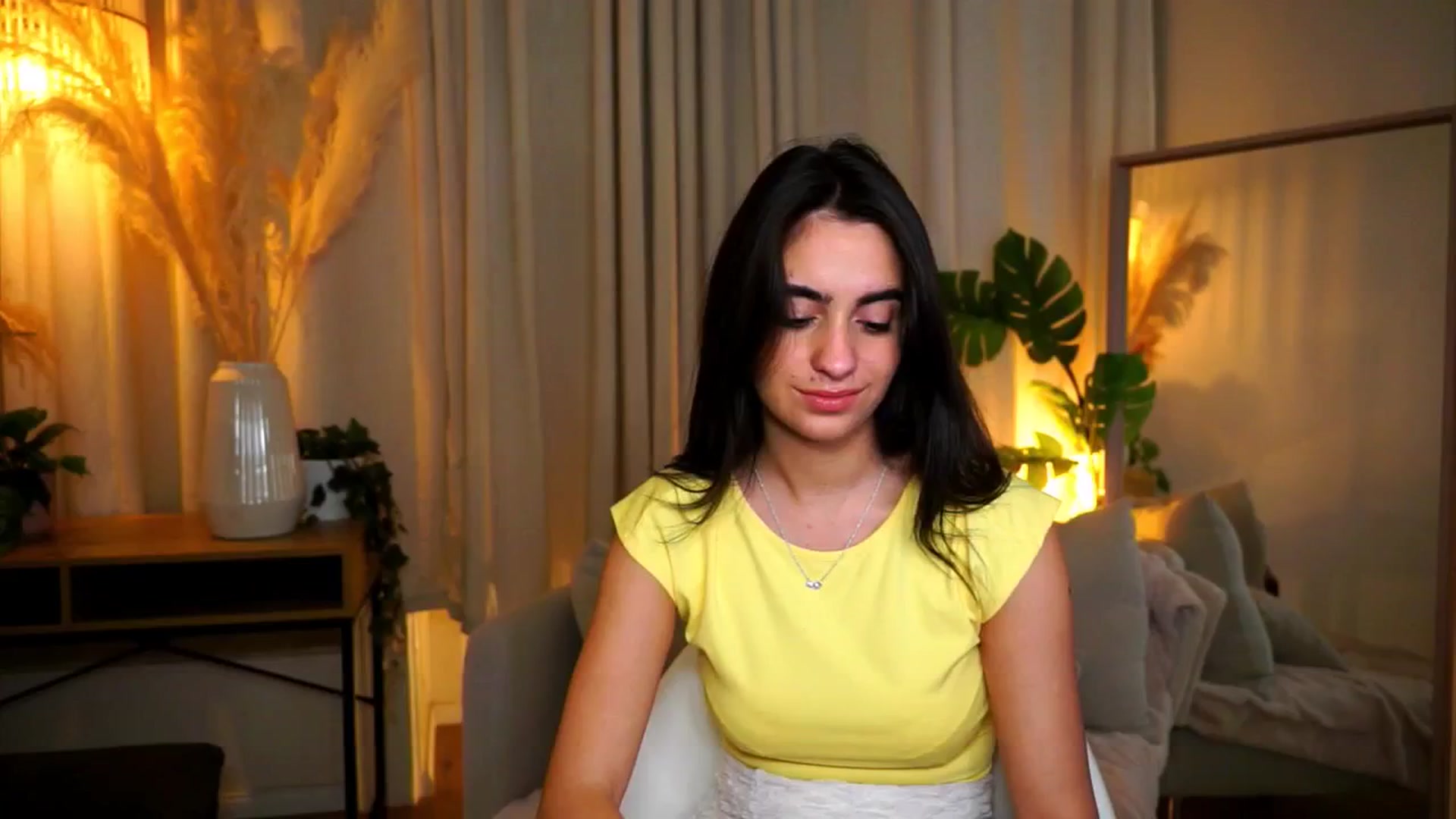 Gallery image thumbnail from milkyway_'s myfreecams stream on, 10/13/2025, 21:17 image 2 of 20