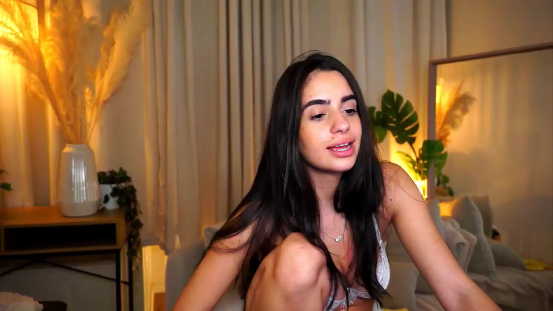 Gallery image thumbnail from milkyway_'s myfreecams stream on, 10/13/2025, 21:17 image 12 of 20