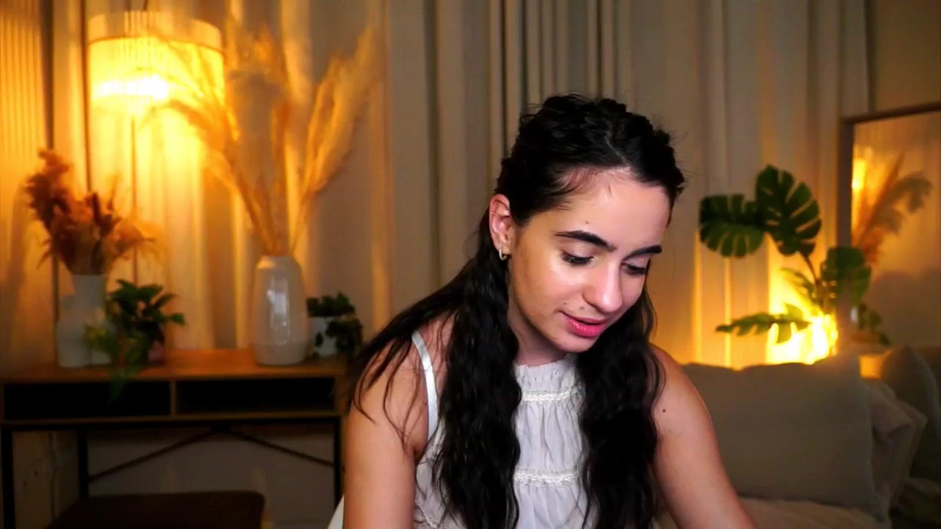 Gallery image thumbnail from milkyway_'s myfreecams stream on, 10/15/2025, 19:52 image 11 of 20