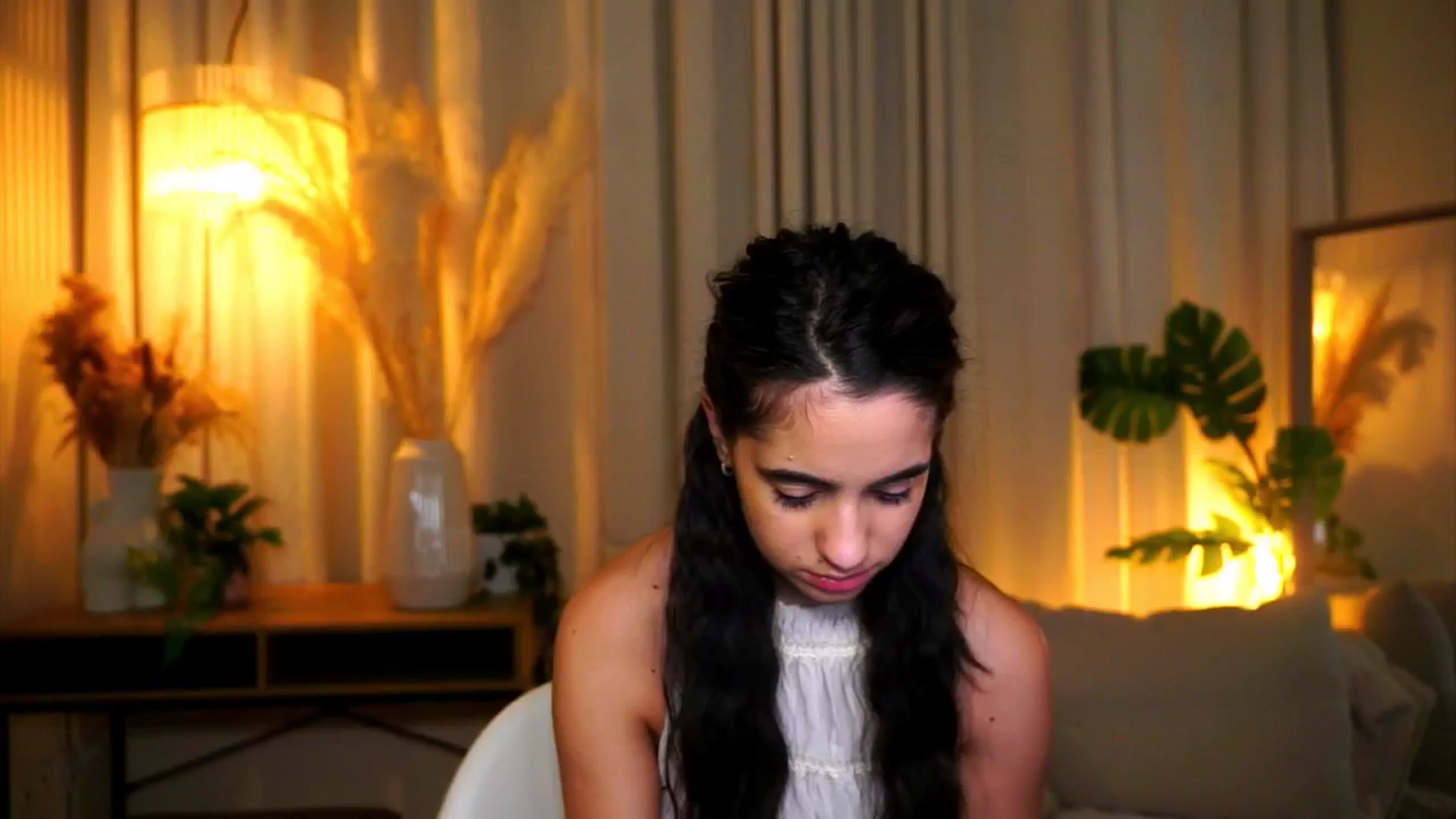 Gallery image thumbnail from milkyway_'s myfreecams stream on, 10/15/2025, 19:52 image 16 of 20