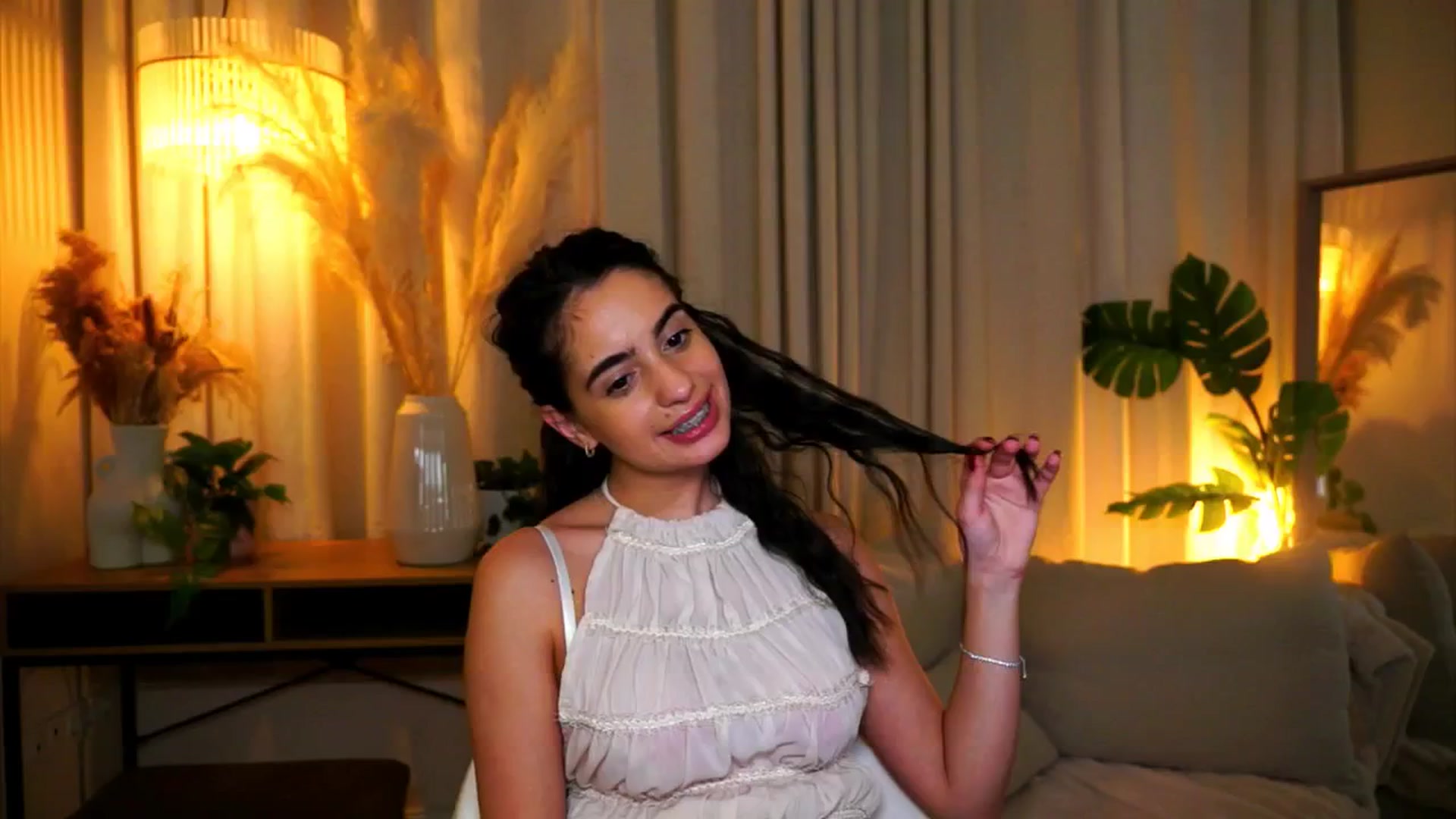 Gallery image thumbnail from milkyway_'s myfreecams stream on, 10/15/2025, 19:52 image 12 of 20