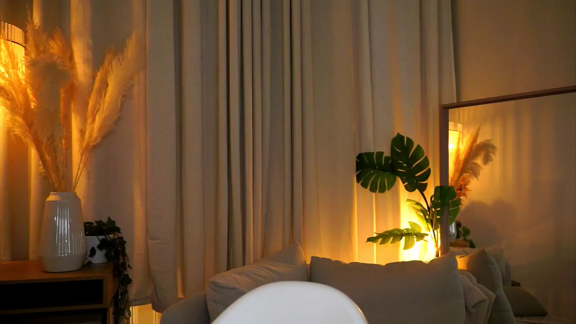 Gallery image thumbnail from milkyway_'s myfreecams stream on, 10/15/2025, 19:52 image 18 of 20