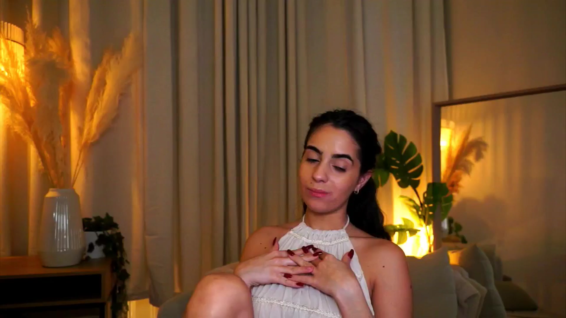 Gallery image thumbnail from milkyway_'s myfreecams stream on, 10/15/2025, 19:52 image 19 of 20