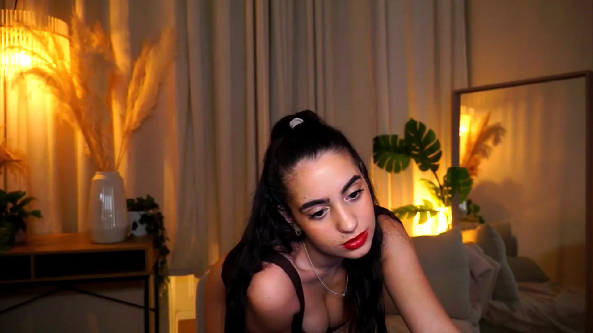 Gallery image thumbnail from milkyway_'s myfreecams stream on, 10/16/2025, 16:52 image 3 of 20