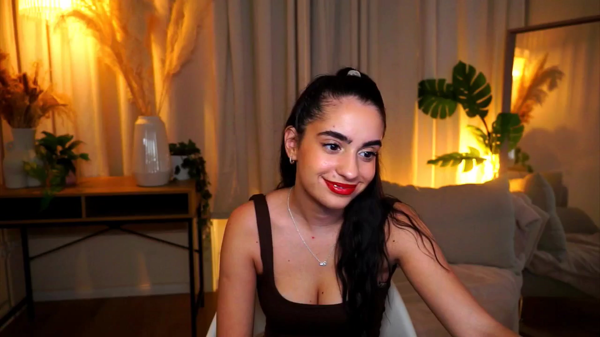 Gallery image thumbnail from milkyway_'s myfreecams stream on, 10/16/2025, 16:52 image 16 of 20