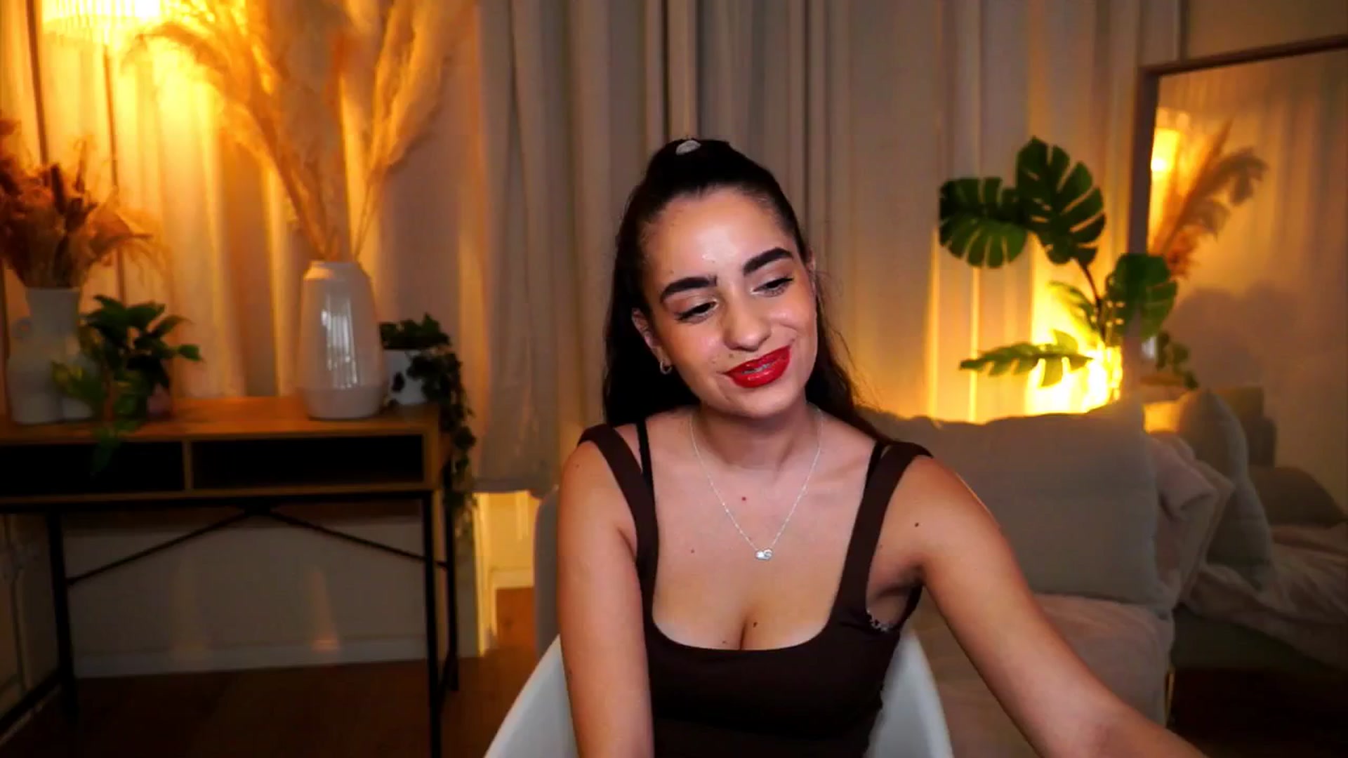 Gallery image thumbnail from milkyway_'s myfreecams stream on, 10/16/2025, 16:52 image 15 of 20