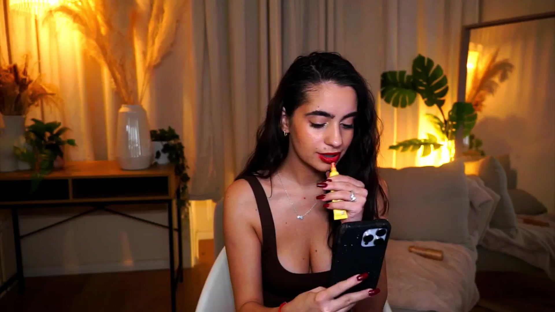 Gallery image thumbnail from milkyway_'s myfreecams stream on, 10/16/2025, 18:49 image 2 of 20