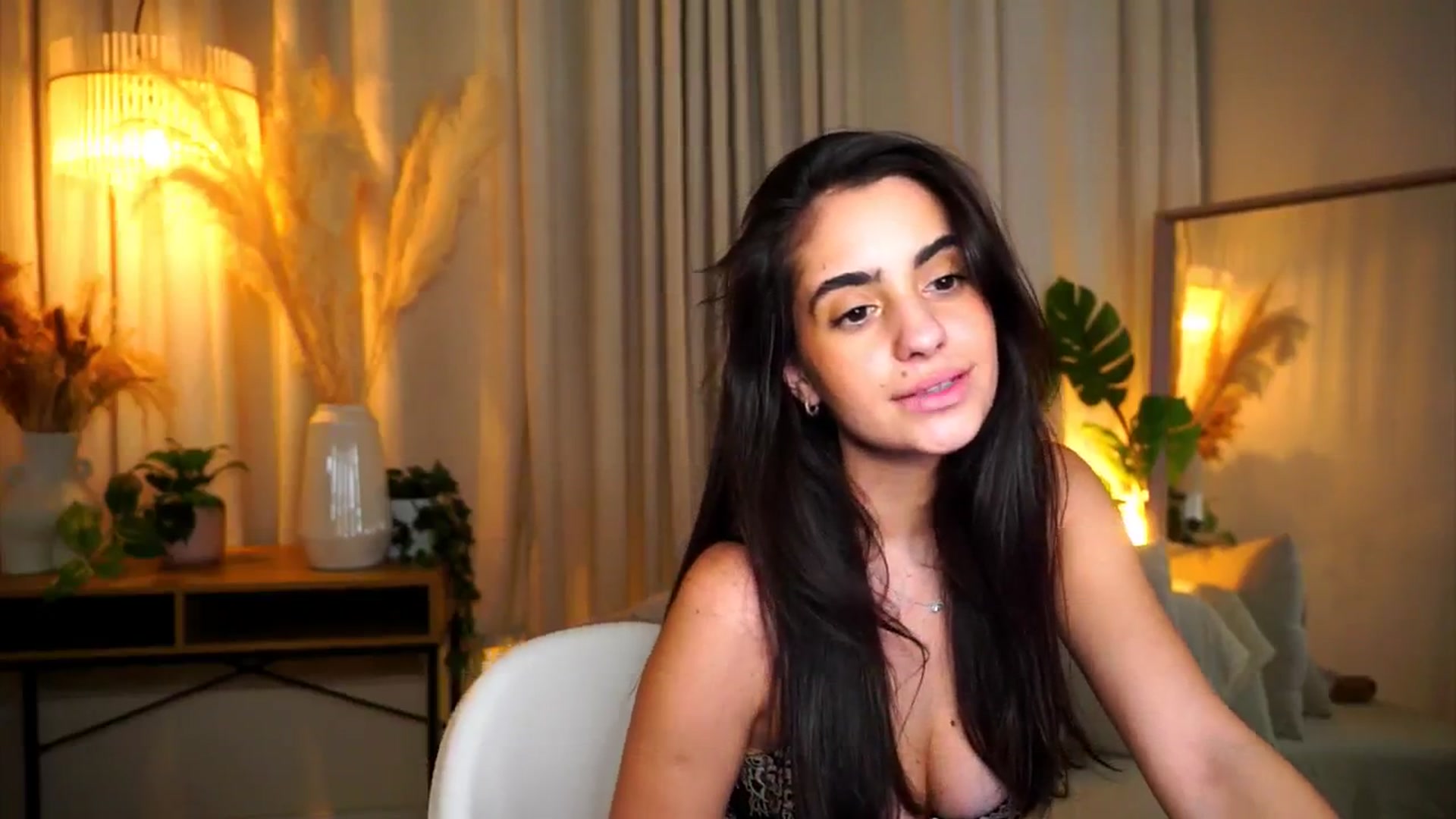 Gallery image thumbnail from milkyway_'s myfreecams stream on, 10/22/2025, 18:07 image 15 of 20