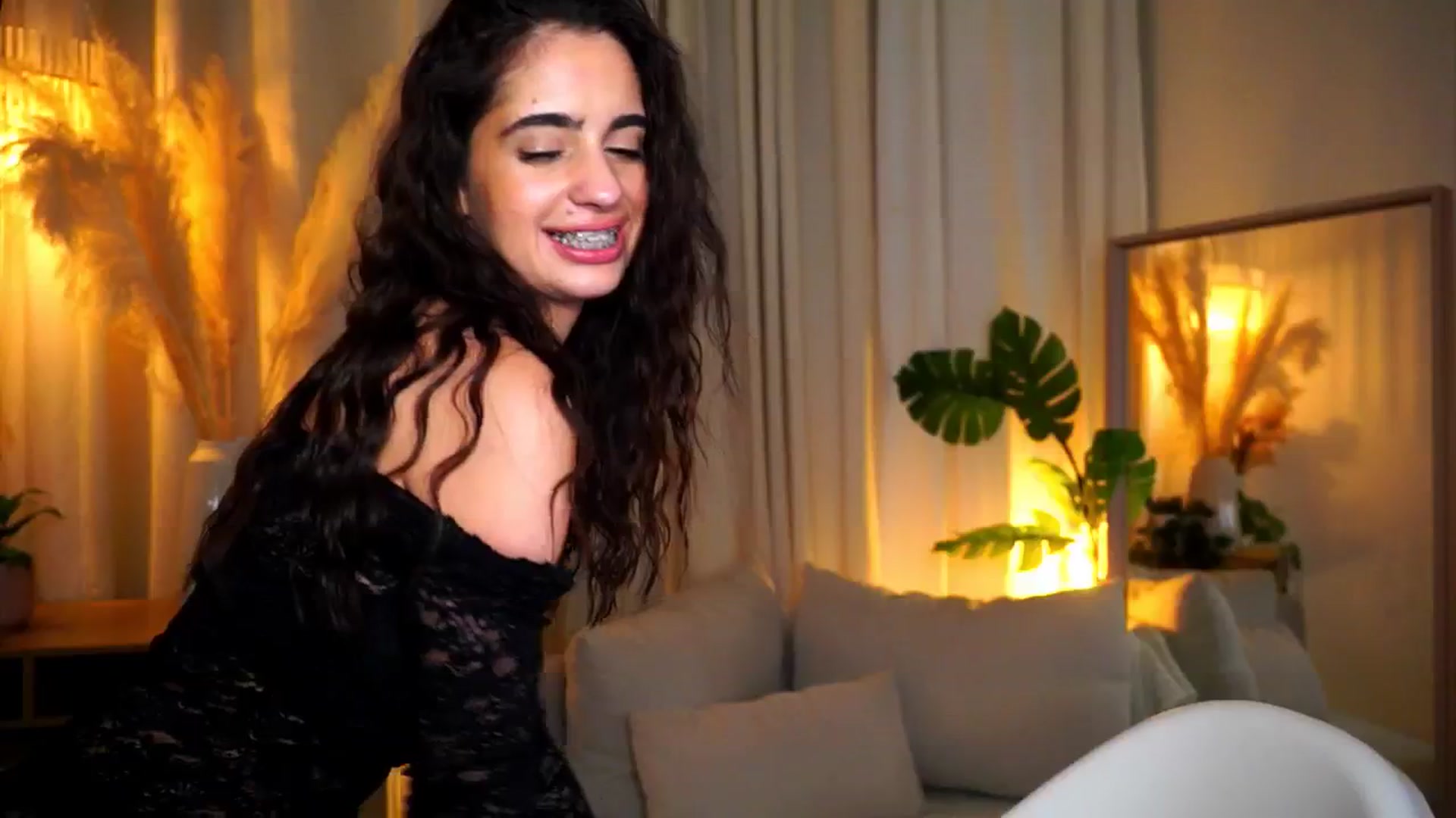 Gallery image thumbnail from milkyway_'s myfreecams stream on, 10/26/2025, 16:55 image 15 of 20