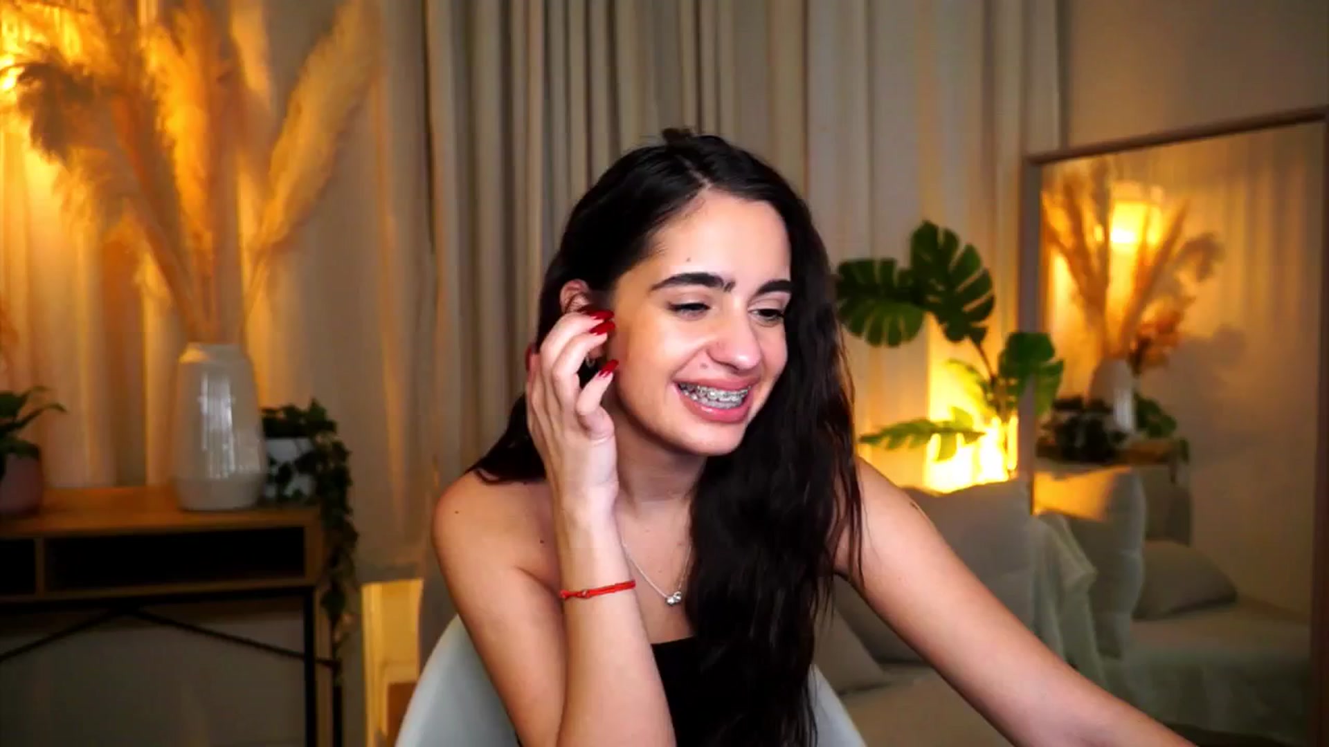 Gallery image thumbnail from milkyway_'s myfreecams stream on, 10/27/2025, 17:56 image 1 of 20