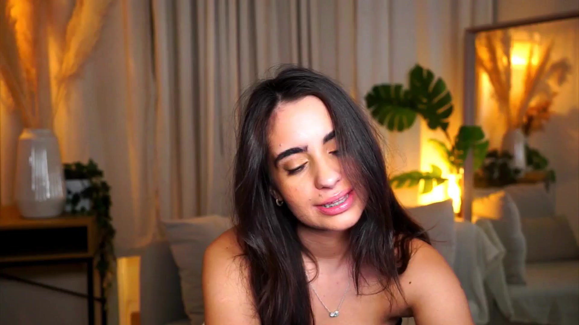 Gallery image thumbnail from milkyway_'s myfreecams stream on, 10/31/2025, 17:39 image 7 of 20