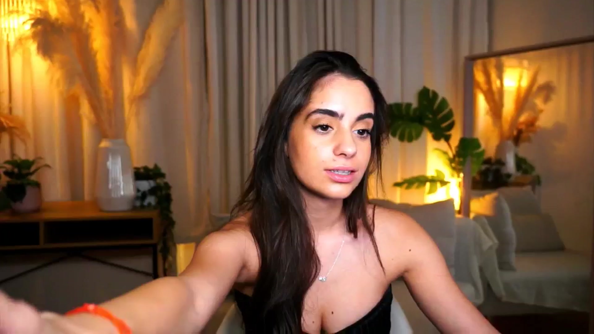 Gallery image thumbnail from milkyway_'s myfreecams stream on, 10/31/2025, 17:39 image 10 of 20