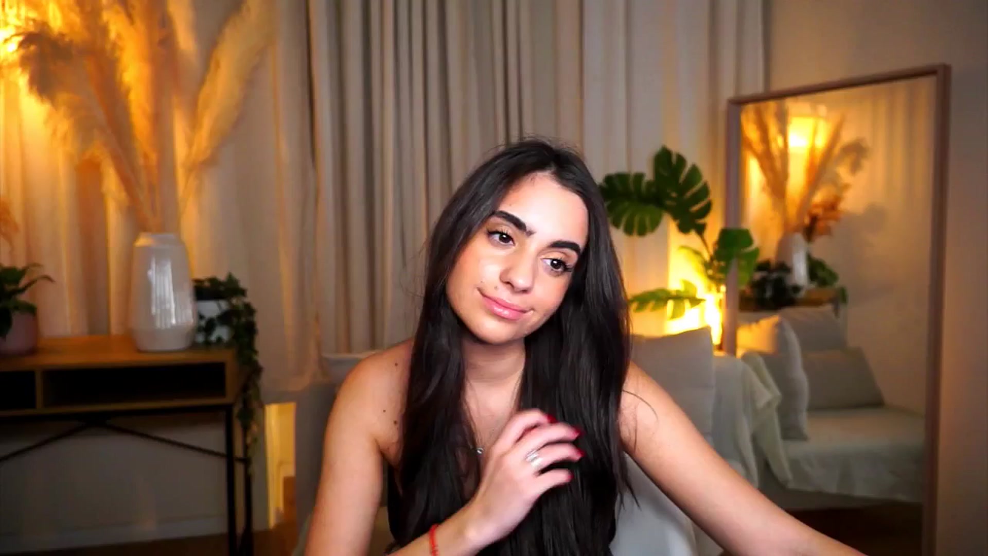 Gallery image thumbnail from milkyway_'s myfreecams stream on, 10/31/2025, 17:39 image 4 of 20