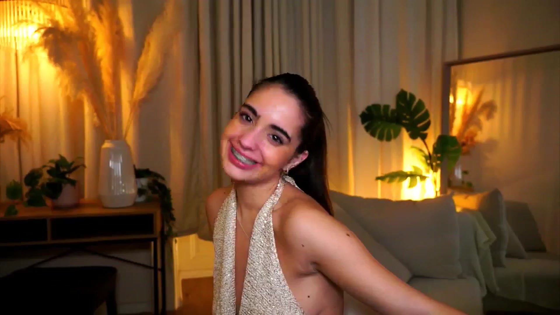 Gallery image thumbnail from milkyway_'s myfreecams stream on, 11/01/2025, 18:32 image 18 of 20