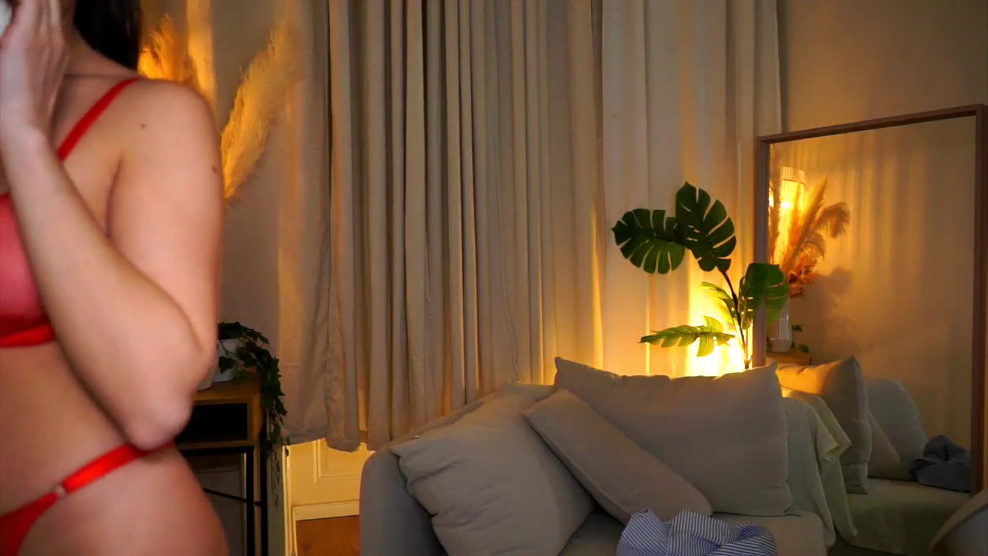 Gallery image thumbnail from milkyway_'s myfreecams stream on, 11/01/2025, 19:39 image 12 of 20