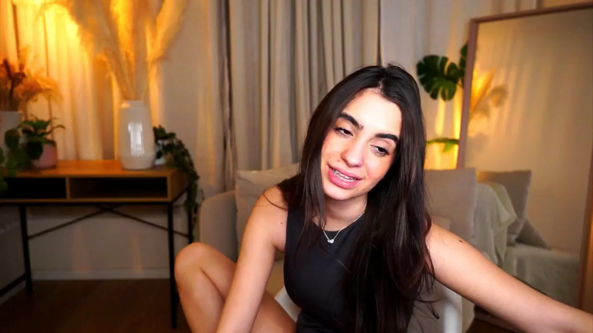 Gallery image thumbnail from milkyway_'s myfreecams stream on, 12/23/2025, 18:12 image 7 of 20